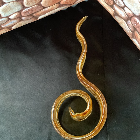 Vintage HQT Murano Style Swirl  (12") Amber Gold Glass Ribbon Sculpture - Picture 4 of 12